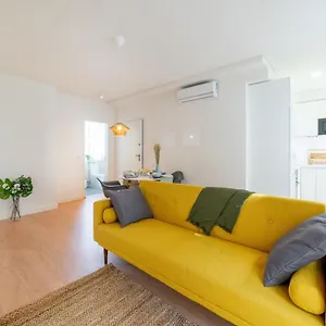 https://monsanto-hill-house-no-571-1a.hotels-lisbon-portugal.com